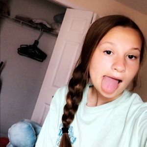 Meet your Posher, Natalee